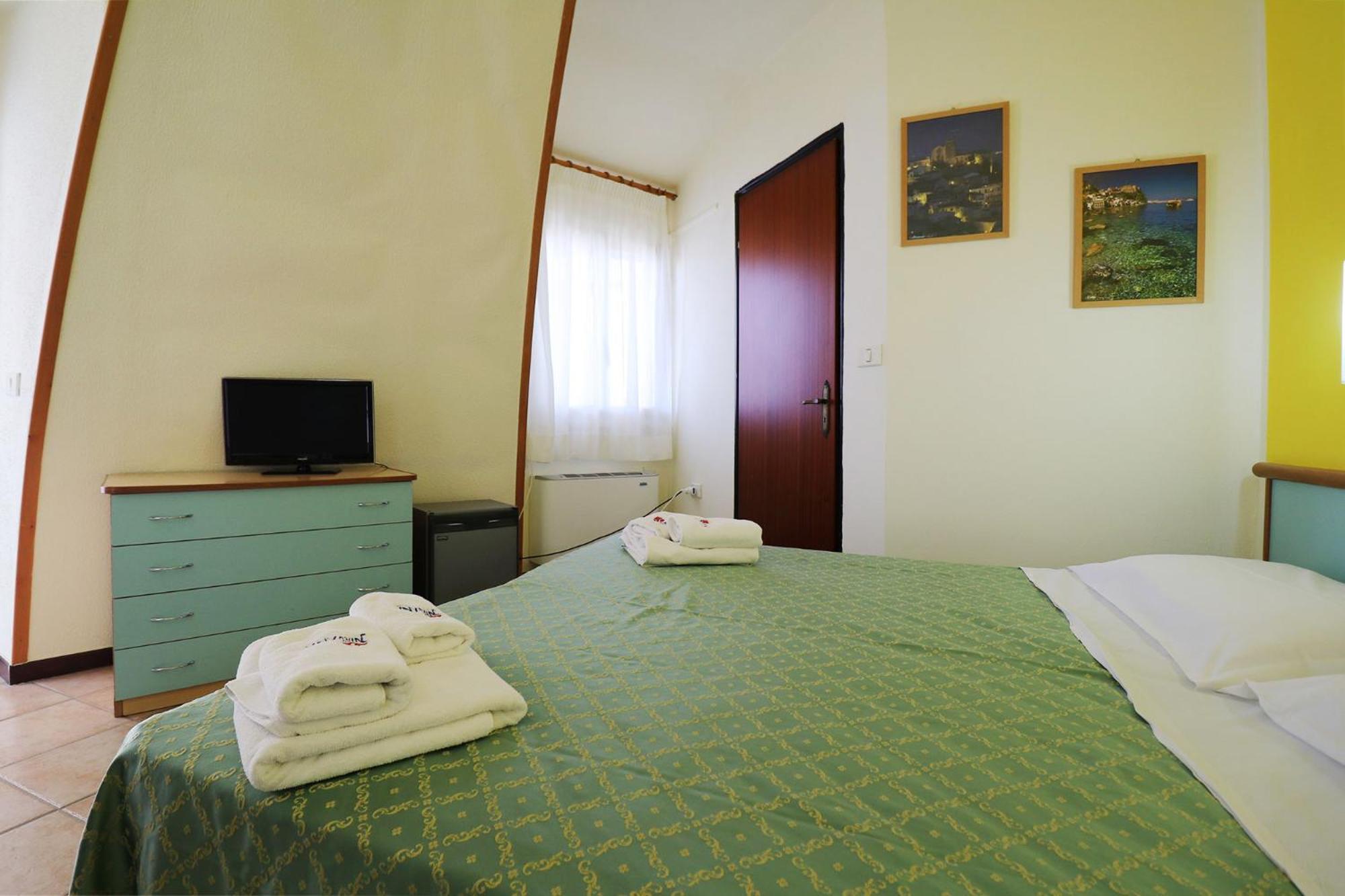 Nirvana Club Village Botricello Exterior photo